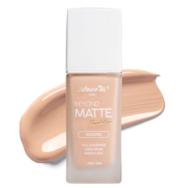 MAQUILLAJE BEYOND MATTE TONO 02 ALMOND