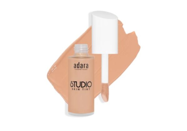 MAQUILLAJE STUDIO SKIN TINT TONO 104