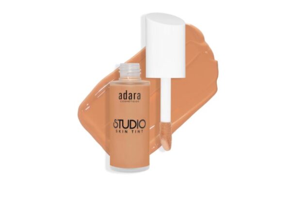 MAQUILLAJE STUDIO SKIN TINT TONO 106